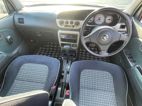 Daihatsu Mira Gino