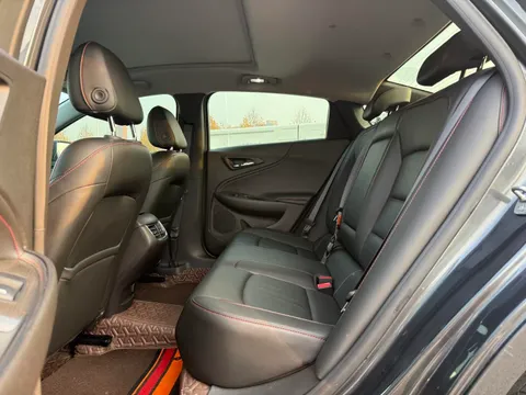 Chevrolet Malibu XL