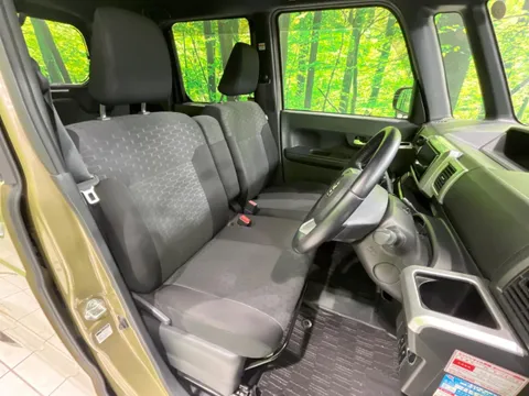 Toyota Pixis Mega