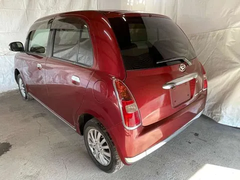 Daihatsu Mira Gino