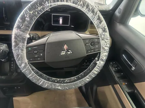 Mitsubishi Delica Mini