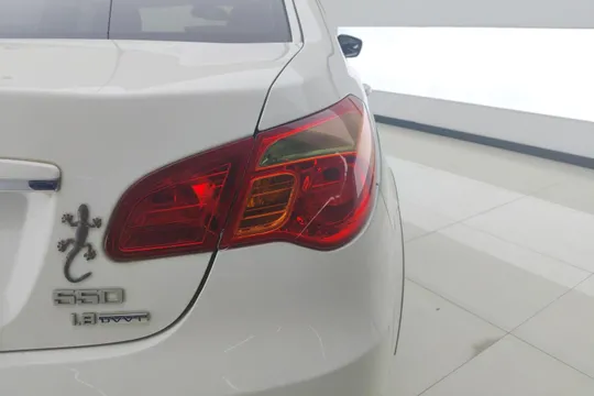 Roewe 550