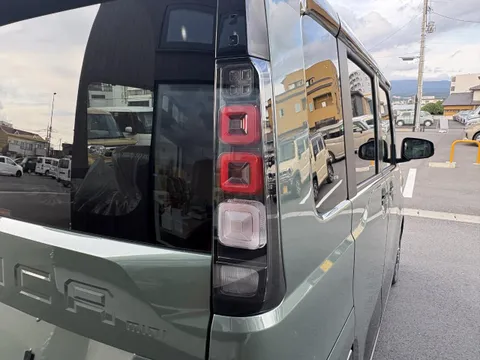 Mitsubishi Delica Mini