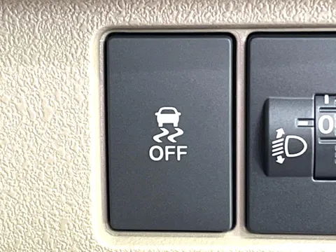 Honda N-BOX Joy