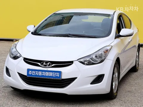 Hyundai Elantra (Avante)
