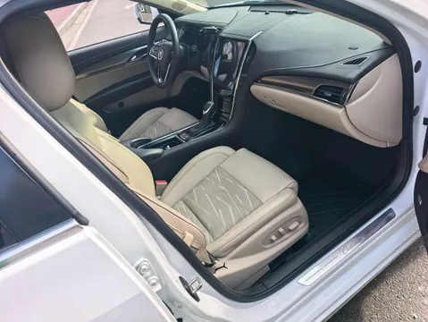 Cadillac ATS-L
