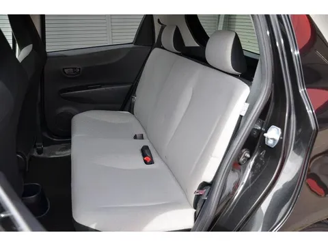 Toyota Yaris (Vitz)