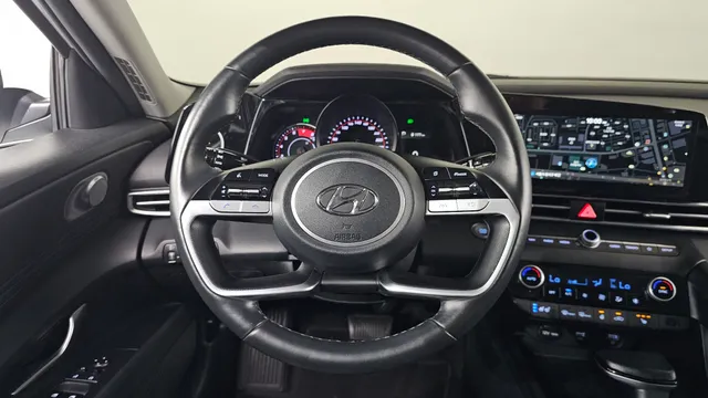 Hyundai Elantra (Avante)