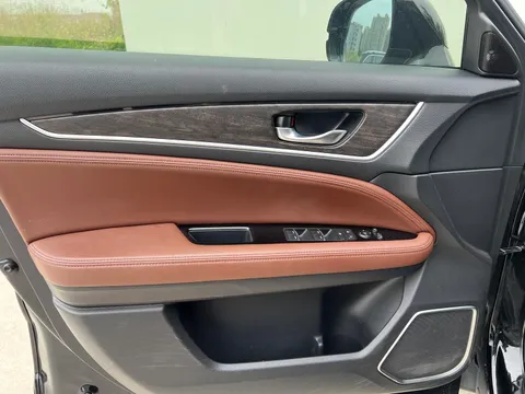 Honda UR-V