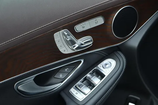 Mercedes-Benz Mercedes-Benz GLC