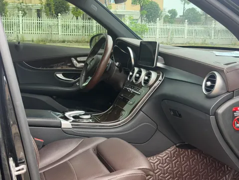 Mercedes-Benz Mercedes-Benz GLC