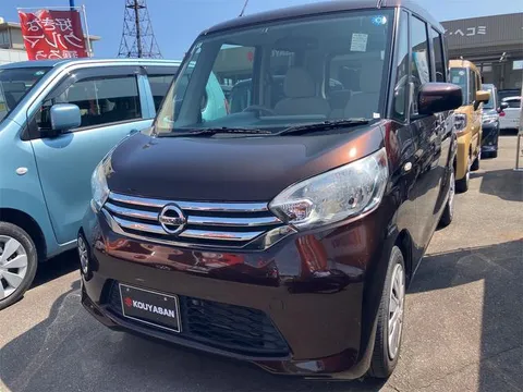 Nissan Dayz Roox