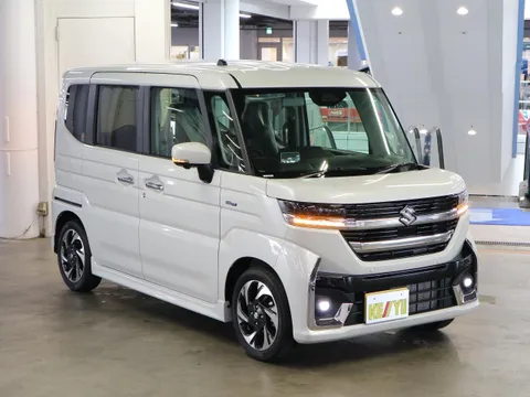 Suzuki Spacia Custom