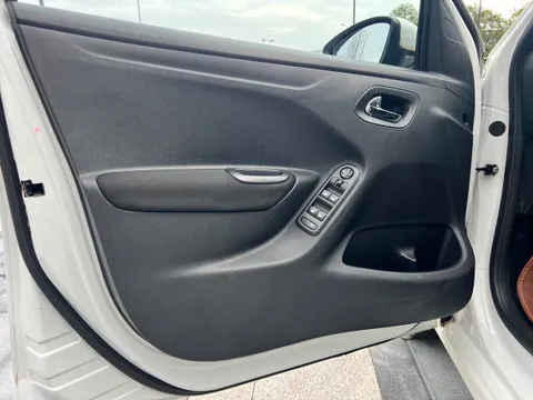 Peugeot 301