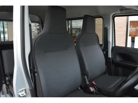 Mitsubishi Minicab Van