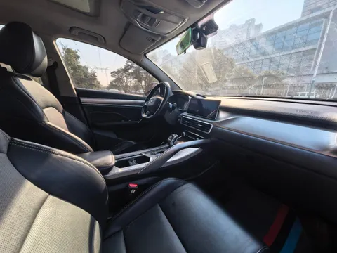Geely Coolray (Binyue)