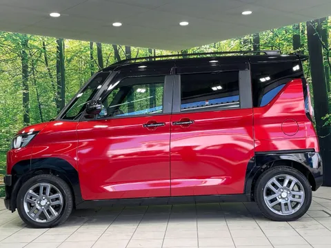 Mitsubishi Delica Mini