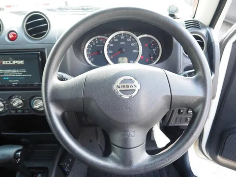 Nissan KIX