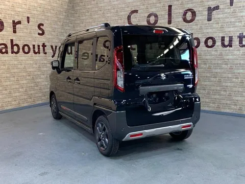 Suzuki Spacia Gear