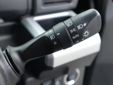 Toyota Pixis Mega