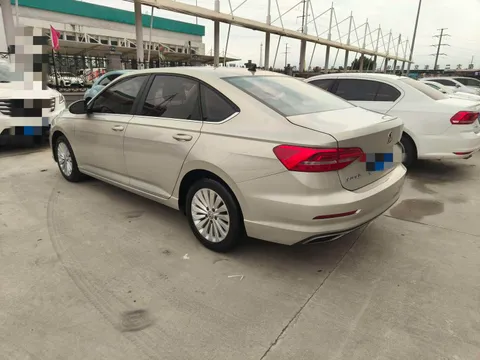 Volkswagen Lavida
