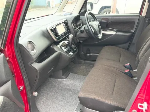 Mitsubishi eK Space Custom
