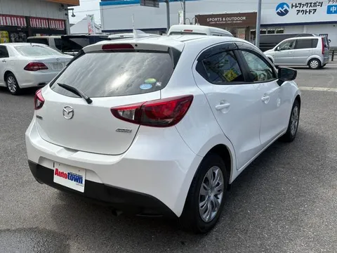 Mazda Mazda2 (Demio)