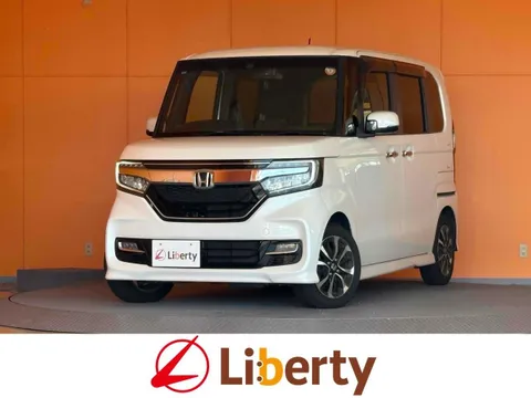 Honda N-BOX Custom
