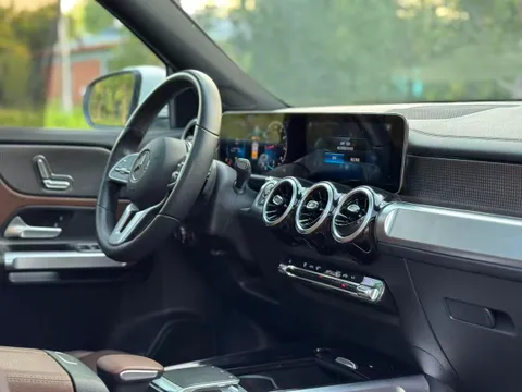 Mercedes-Benz GLB-Class
