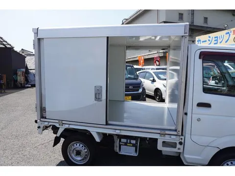 Mitsubishi Minicab Truck