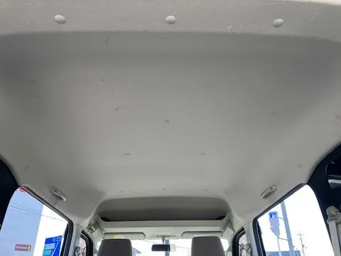 Mitsubishi Minicab Van