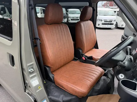 Toyota TownAce Van