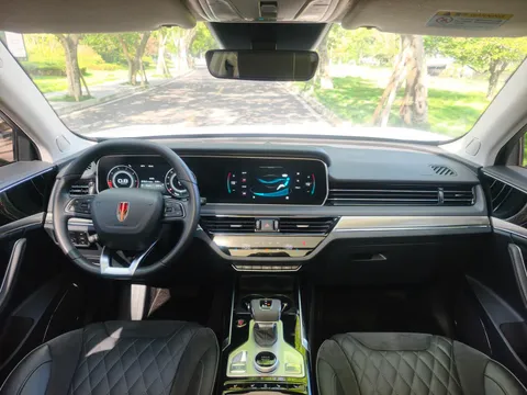 Hongqi HS5