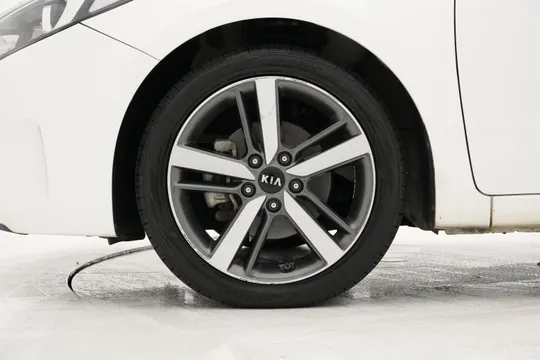 Kia Cerato (K3)
