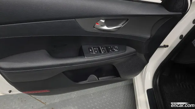 Kia Cerato (K3)