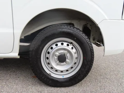Nissan Clipper