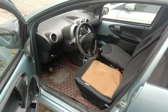 BYD F0
