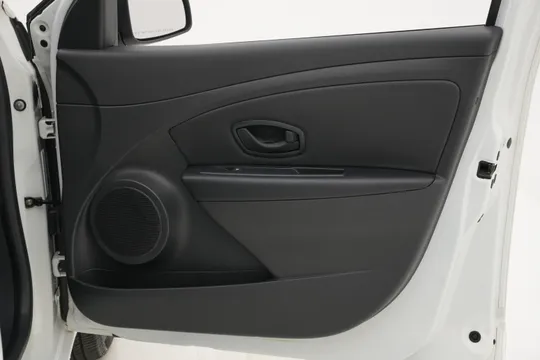 Renault SM3