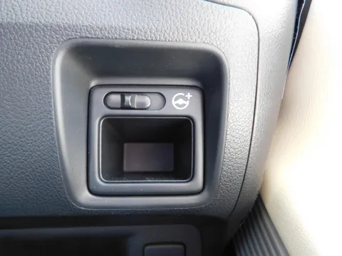 Honda N-BOX Slash