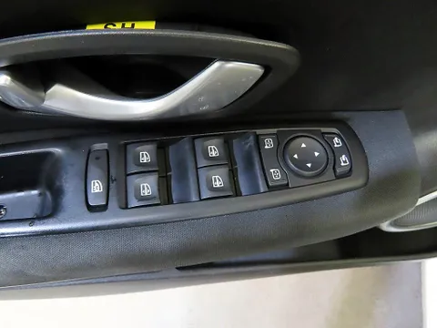Renault SM3