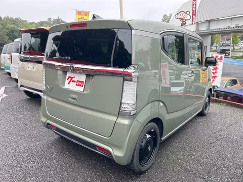 Honda N-BOX Slash
