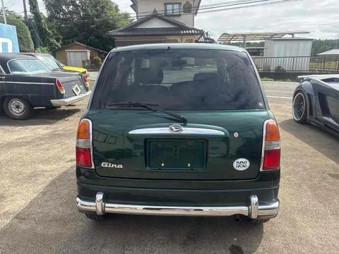 Daihatsu Mira Gino