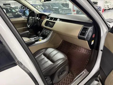 Land Rover