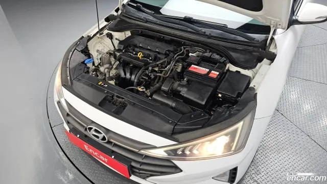 Hyundai Elantra (Avante)