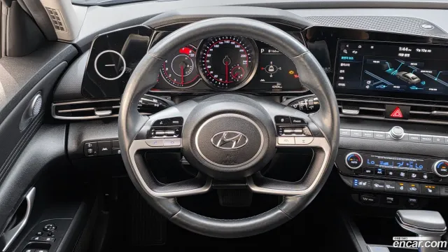 Hyundai Elantra (Avante)