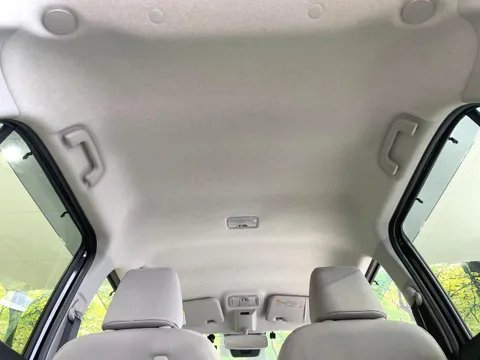 Daihatsu Mira Tocot