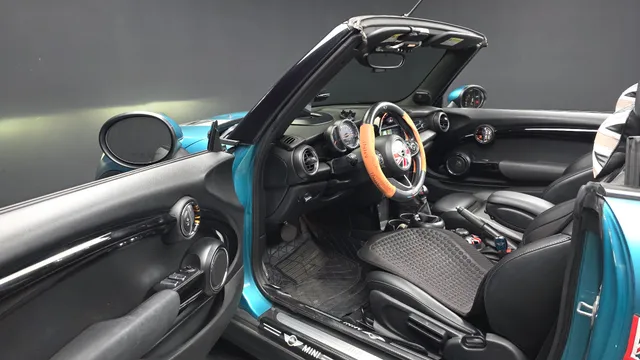 MINI Cooper Convertible