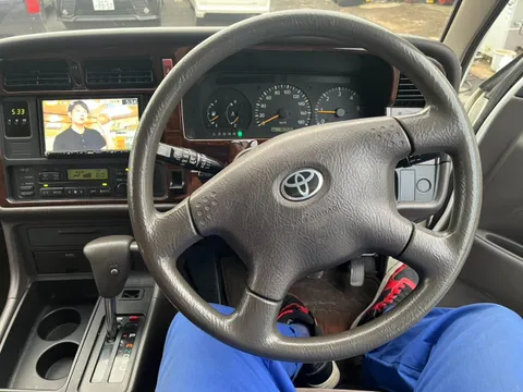 Toyota HiAce Wagon