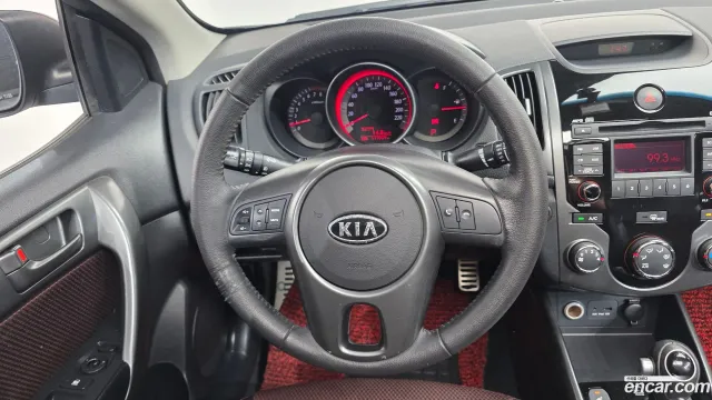 Kia Cerato (Forte)