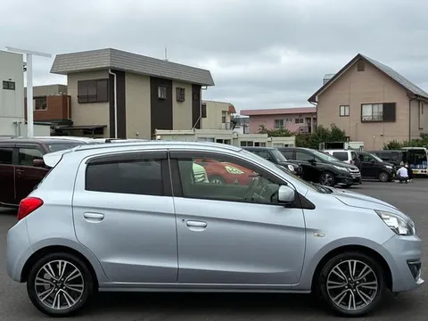 Mitsubishi Mirage